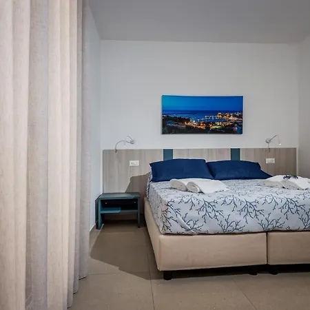 Nana Pensión Castellammare del Golfo